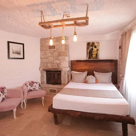 Kirlance 4* 阿拉恰特