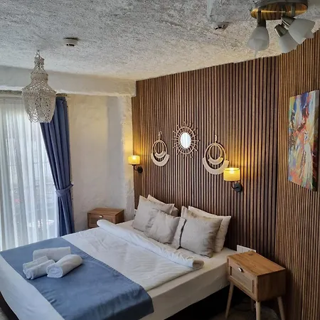 לינה וארוחת בוקר Kirlance