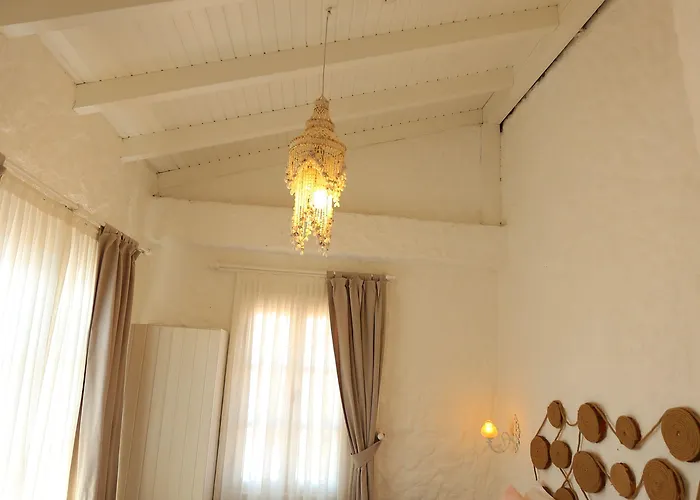 Kirlance לינה וארוחת בוקר