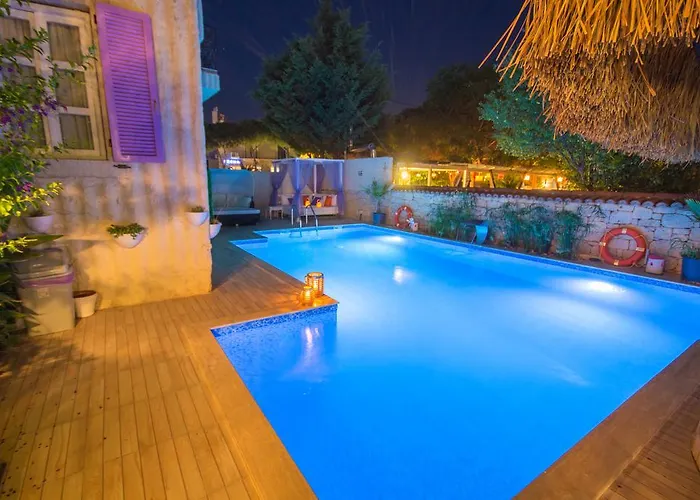 Kirlance 4* אלאקאטי