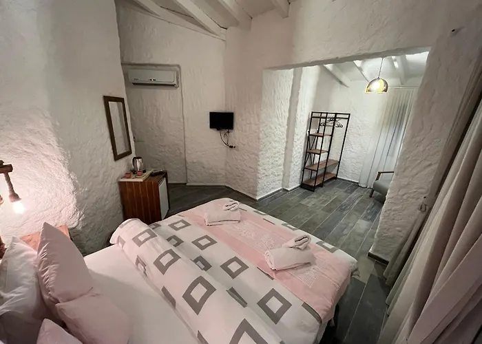 Kirlance Oda ve Kahvaltı