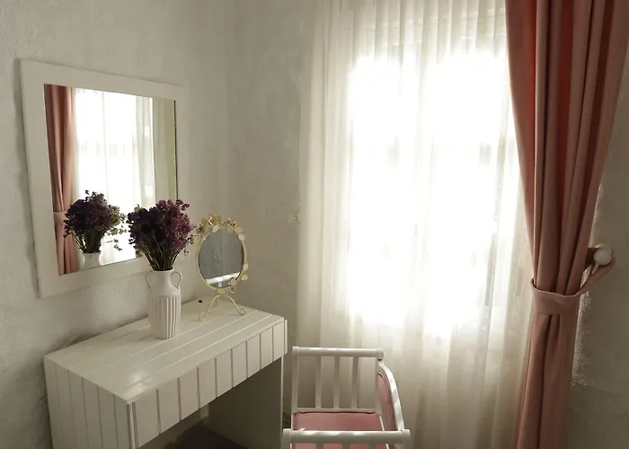 Kirlance Oda ve Kahvaltı 4*